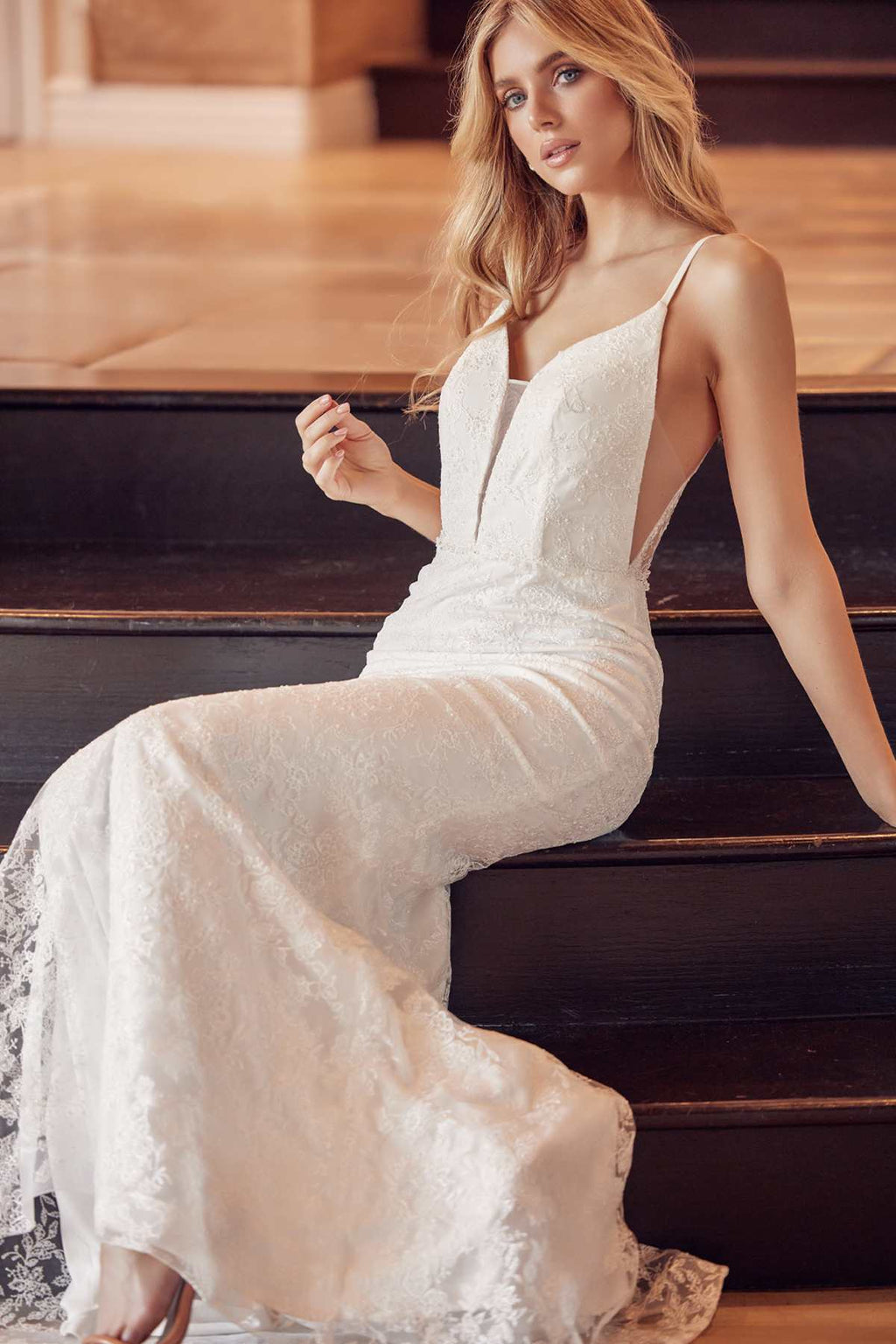 Off-white embroidered lace fitted dress, spaghetti straps, V-neck, mermaid hem