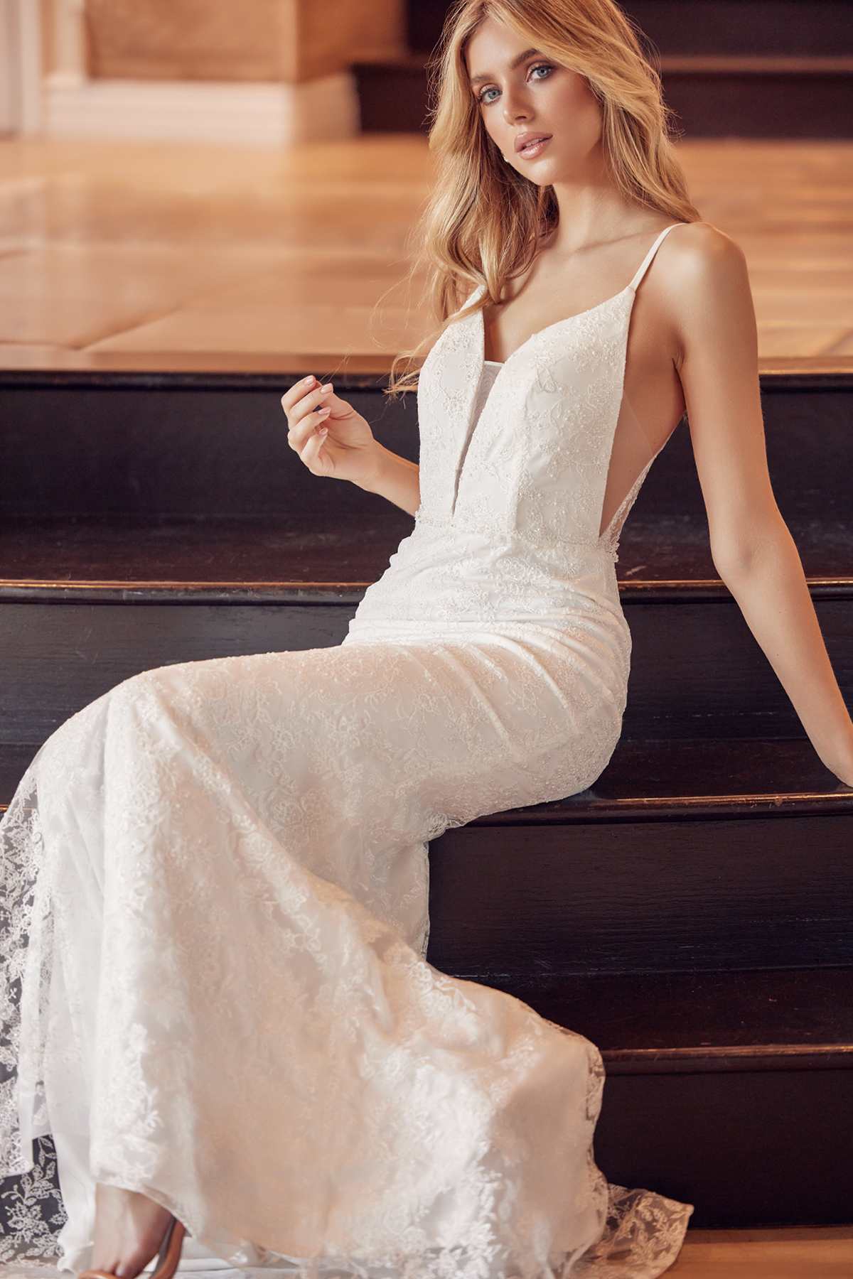 Off-white embroidered lace fitted dress, spaghetti straps, V-neck, mermaid hem