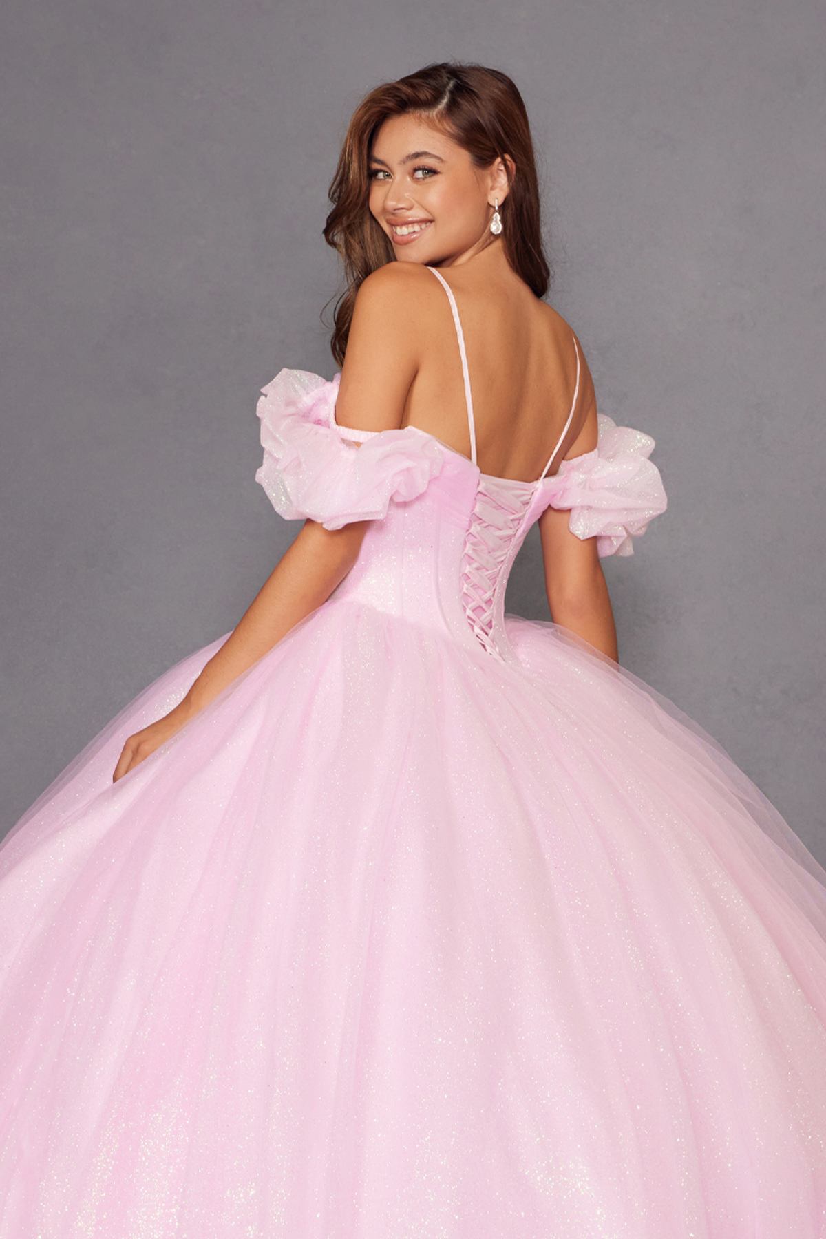 Baby pink ball gown backless corset with off-shoulder puff sleeves