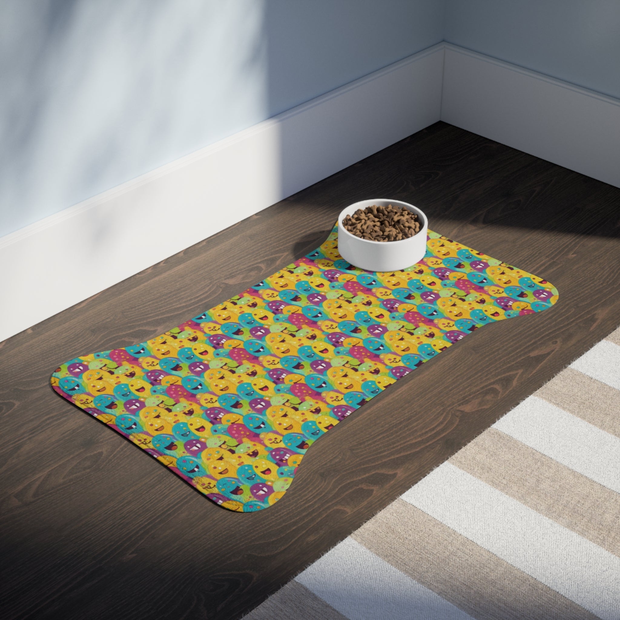 Giggle Crowd of Rainbow Blob Critters - Pet Feeding Mat Pet Ze