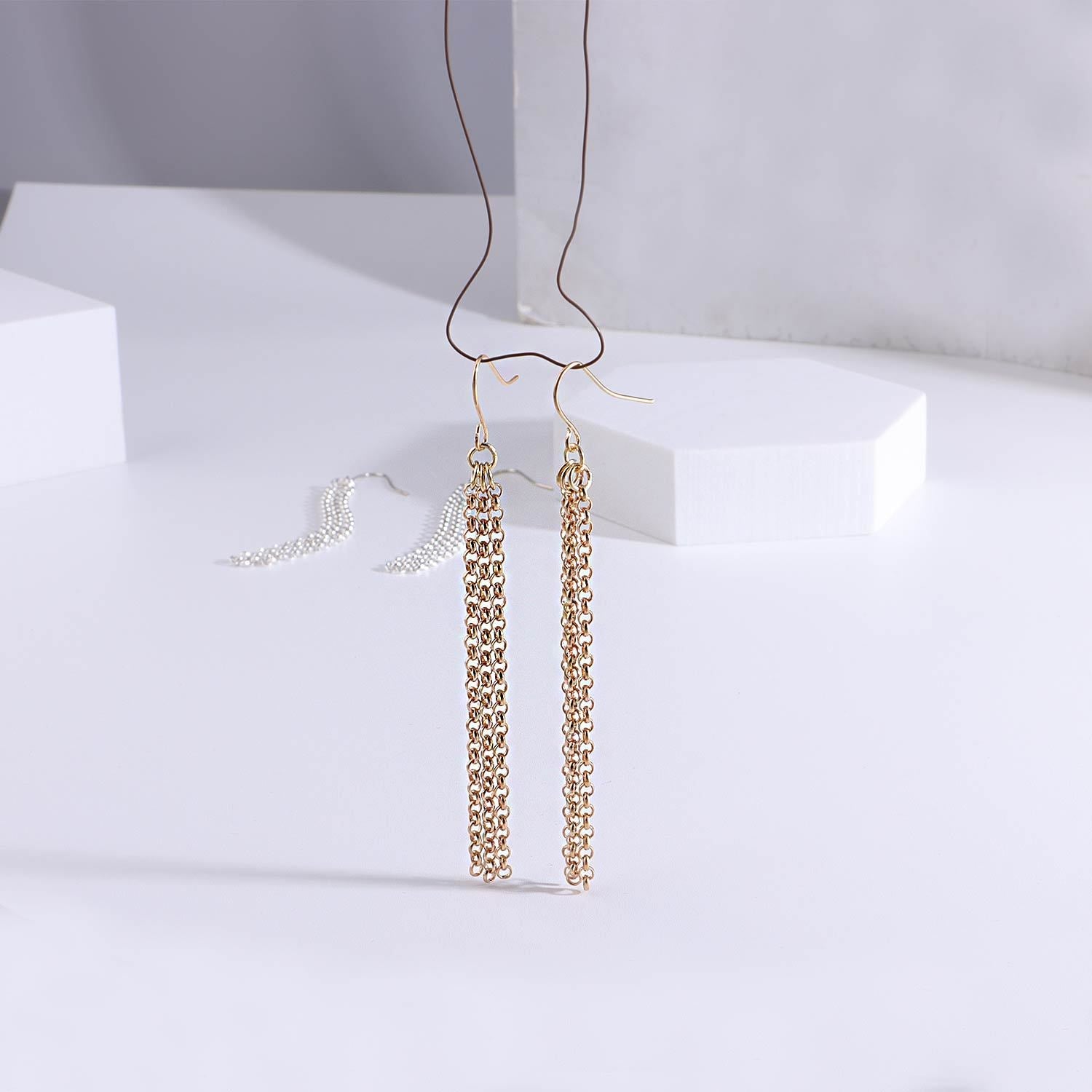 Simple Golden Chain Earrings - Stylish Minimalist Drop Earrings