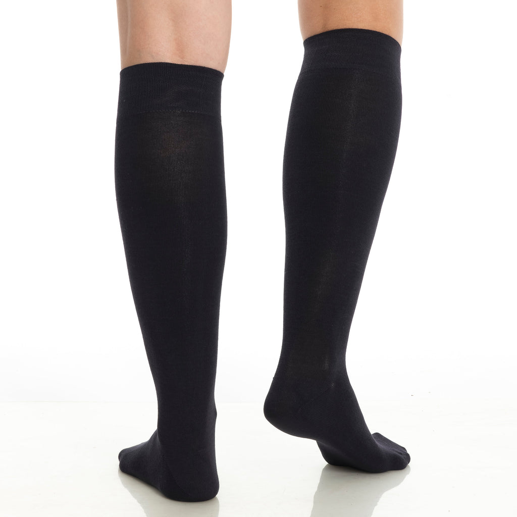 Women’s bamboo knee-high socks in black, two socks shown on both legs