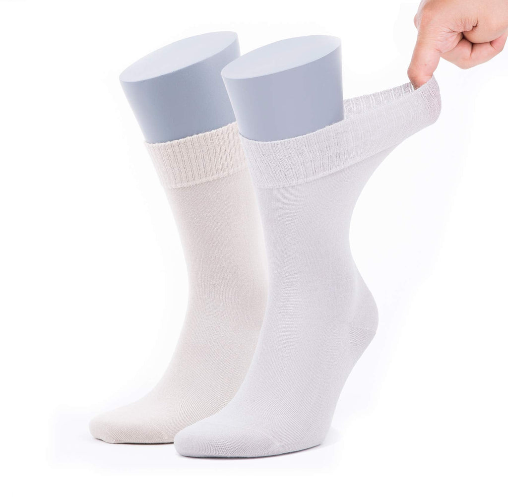 Pair of ultra-thin men’s diabetic socks, light beige/off-white, crew height