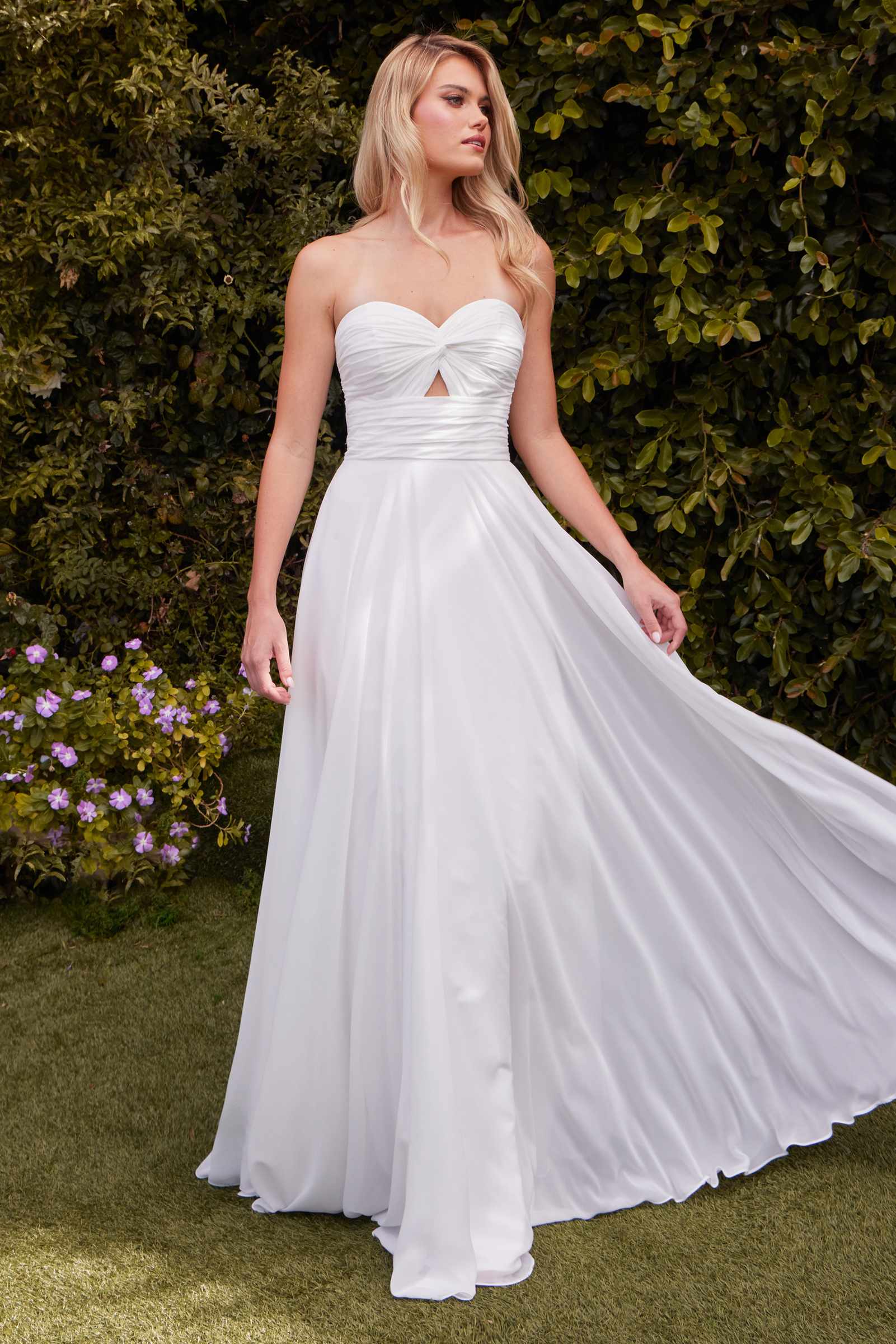 Strapless chiffon A-line dress in off-white with sweetheart neckline and flowing skirt