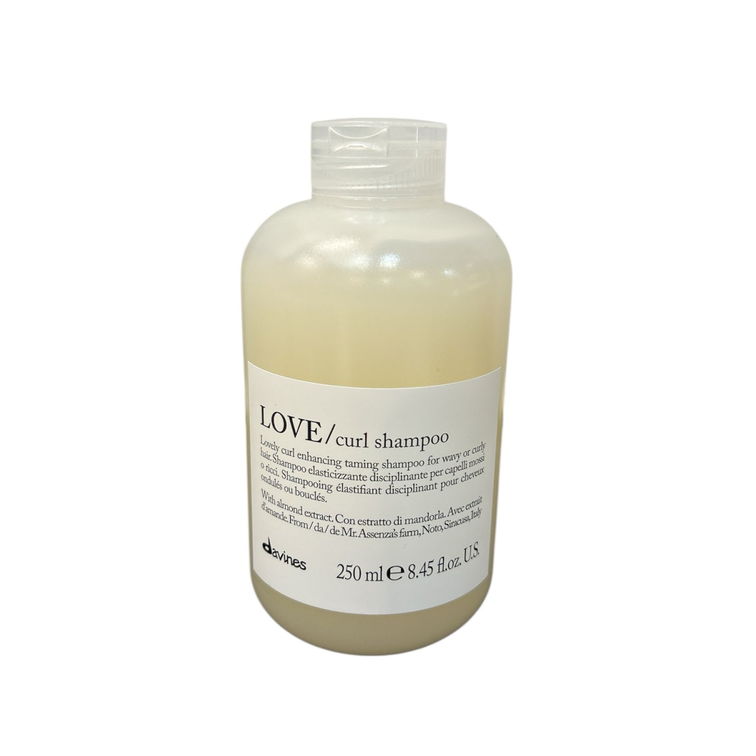 Davines Love Curl shampoo bottle with pump, 250 ml, beige liquid and label