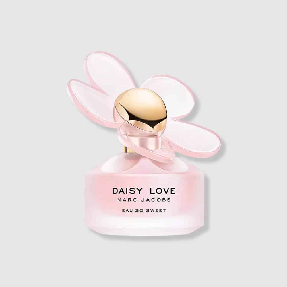 Daisy Love Eau So Sweet Eau de Toilette bottle, pink glass and gold cap