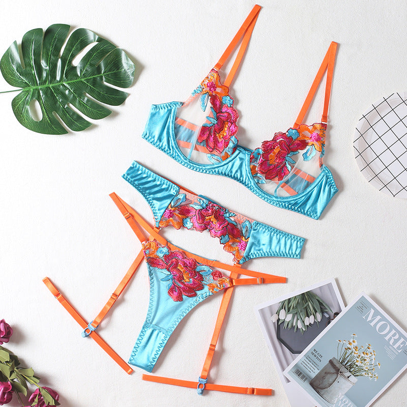 Sexy Embroidery Printed Garter Sexy Suit