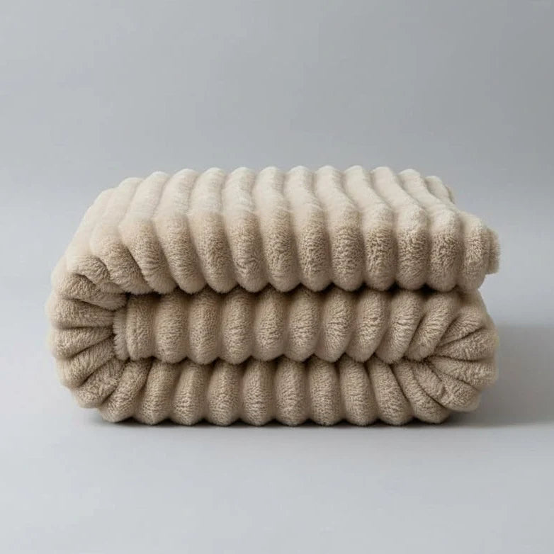 Faux Rabbit Fur Throw Blanket – Soft Warm All-Season Couch Blanket