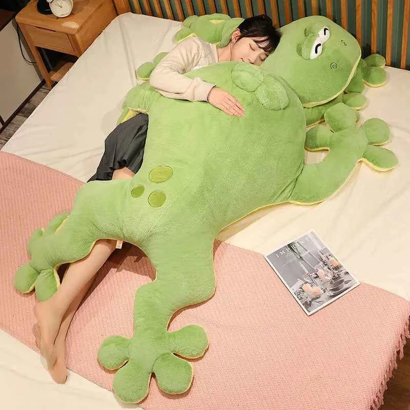 Giant Frog Plush Toy (23.6-39.4 in) - Funny Stuffed Animal Mat Pillow Gift