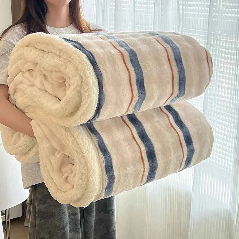 Double Sided Faux Rabbit Fur Blanket – Thick Soft Lightweight Throw