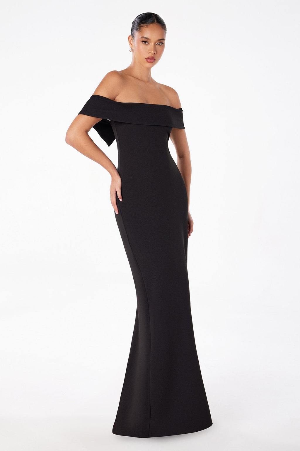 Black off-shoulder fitted mermaid evening gown with flared hem