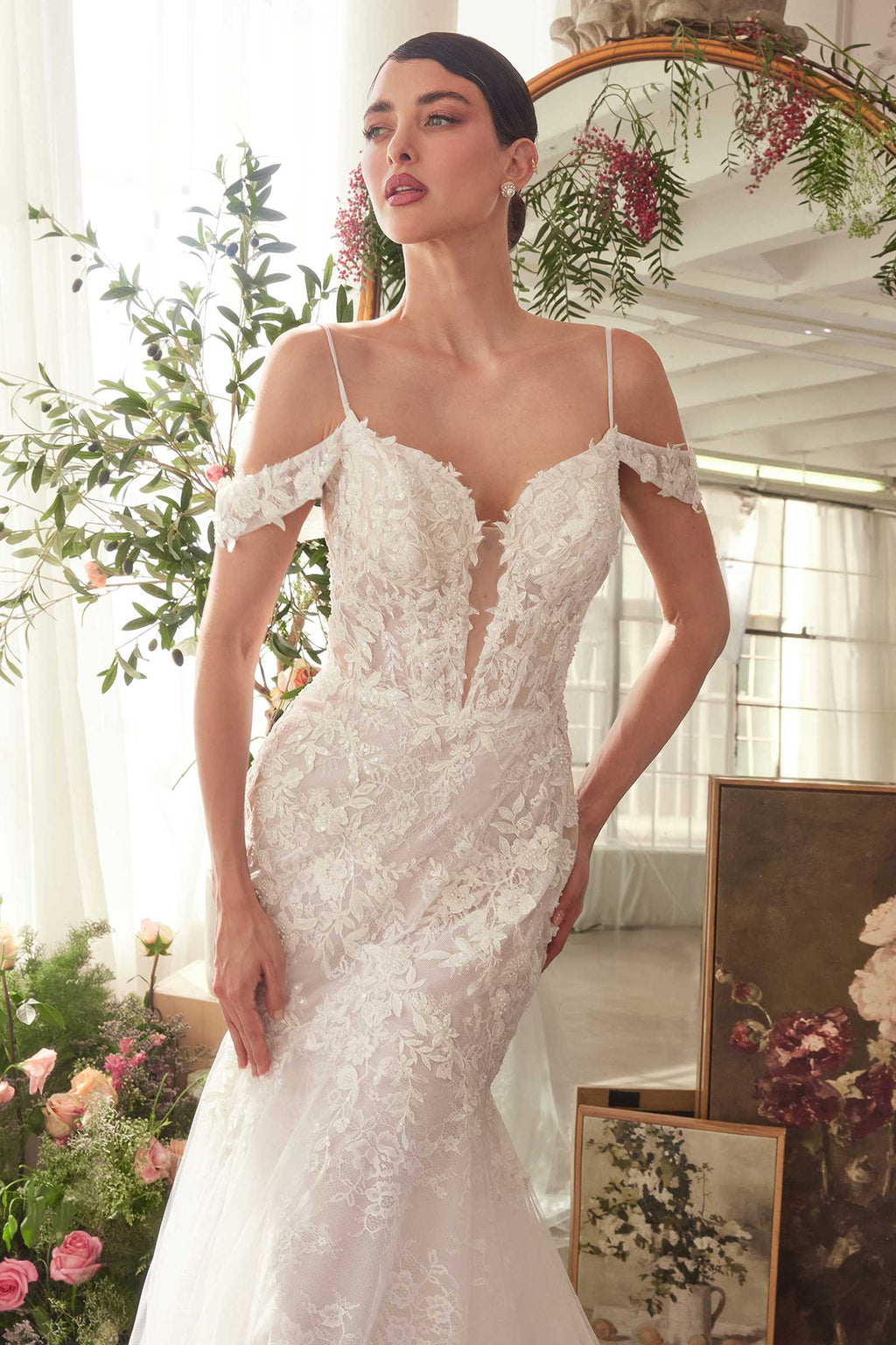 Off-white fitted lace wedding mermaid gown with sweetheart neckline and off-shoulder lace sleeves