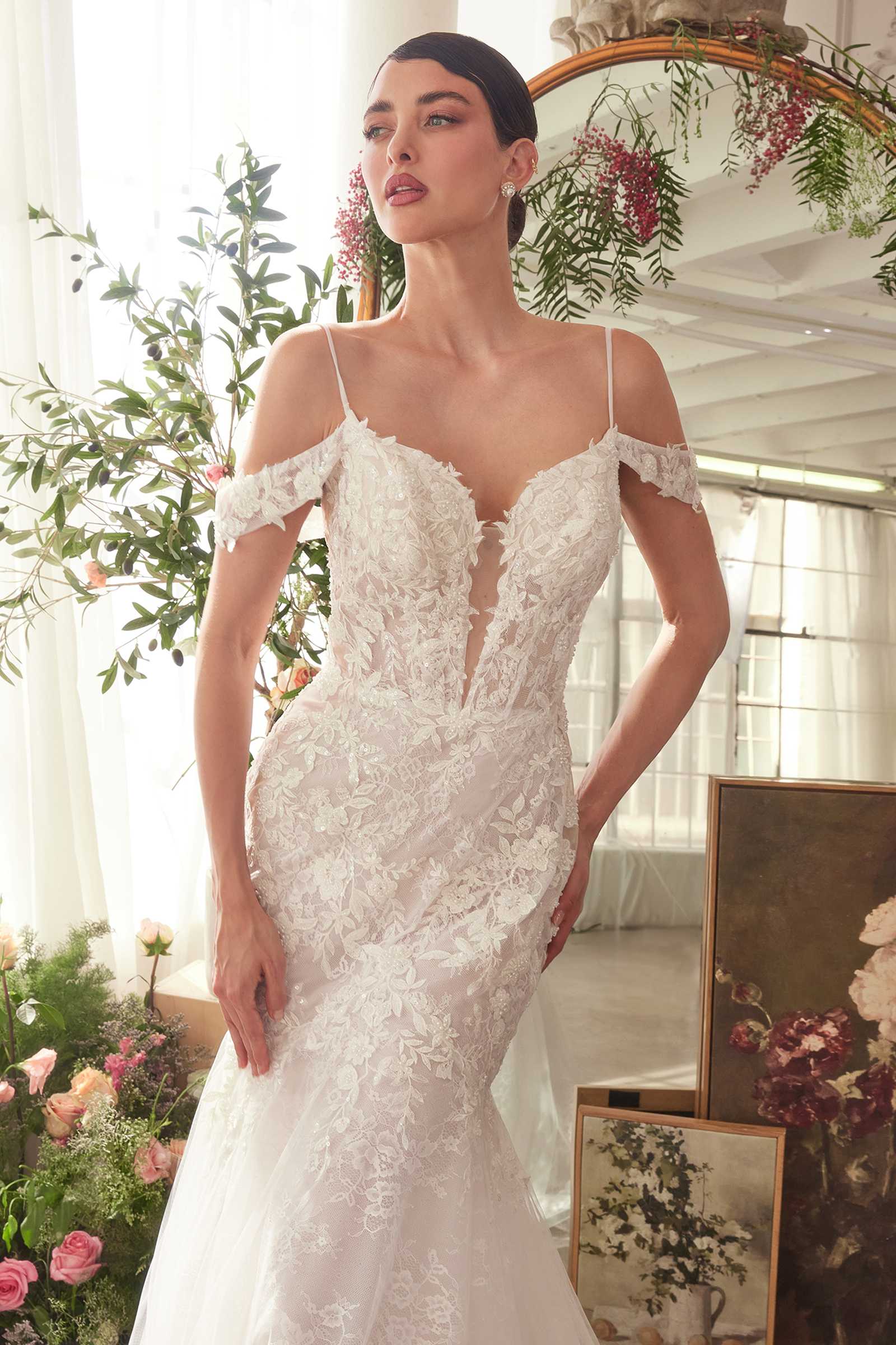Off-white fitted lace wedding mermaid gown with sweetheart neckline and off-shoulder lace sleeves