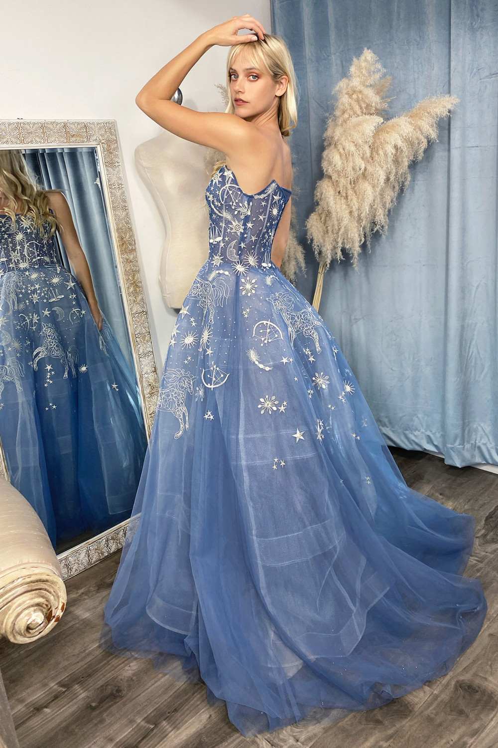 Strapless long dress with star and constellation print, gathered bodice, full tulle skirt