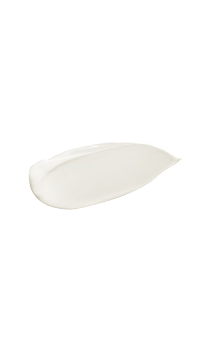 Thick white hair masque smear