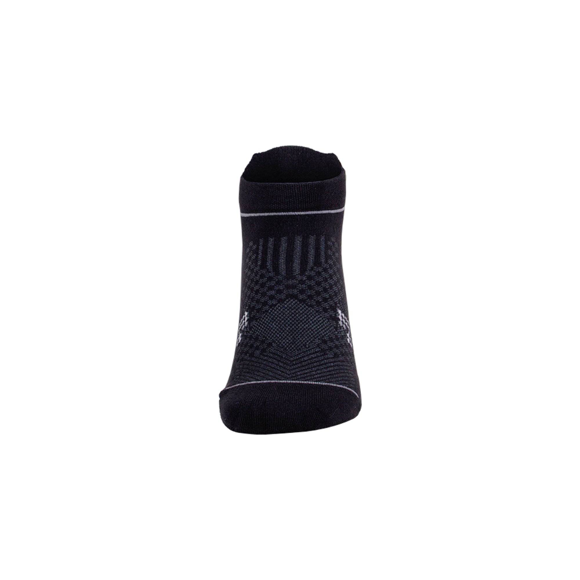 Black ankle socks with ribbed arch band and geometric pattern cuff
