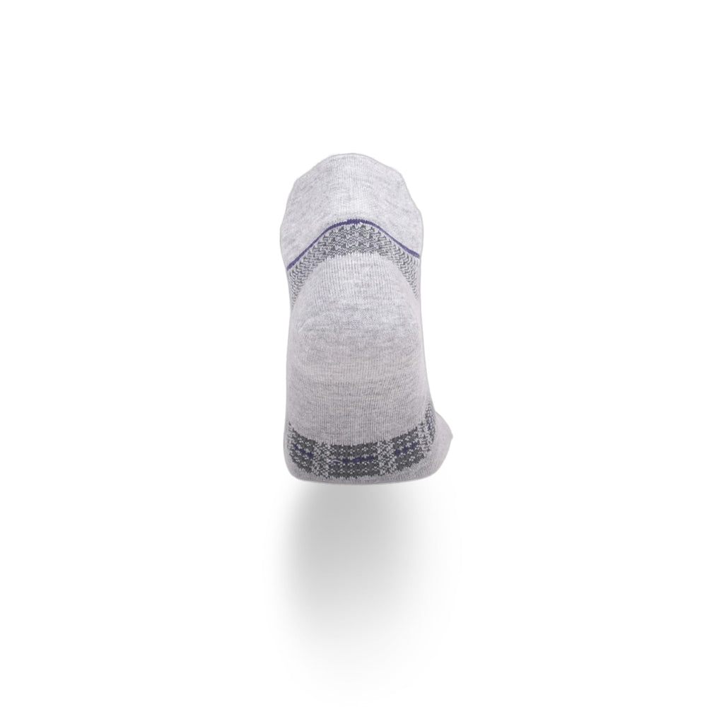 Bamboo ankle sock heel view in light gray with dark cuff and pattern