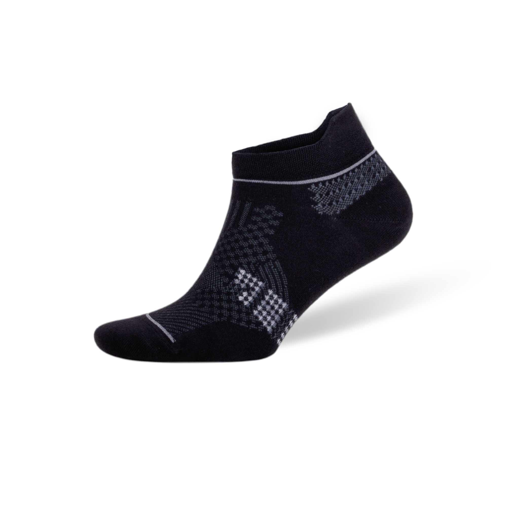 Black ankle socks with diamond check knit at toe and arch