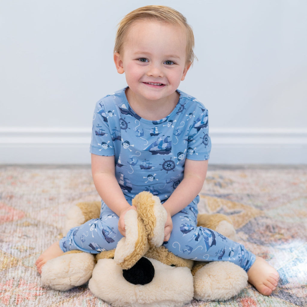 Light blue pirate-themed short-sleeve pajama set with drawstring long pants