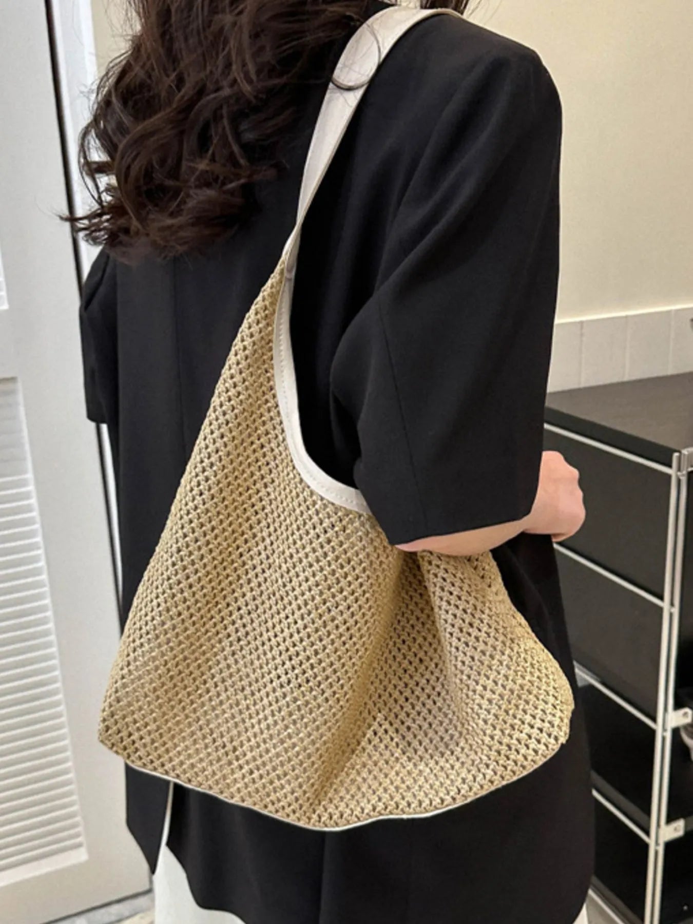 Straw Shoulder Bag - Handwoven Style for Chic and Eco-Friendly Fashion