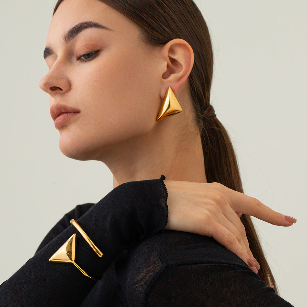 18K Gold Stainless Steel Triangle Coil Bracelet