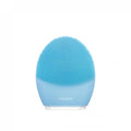 Foreo LUNA 3 cleansing device with blue silicone brush head, FOREO logo
