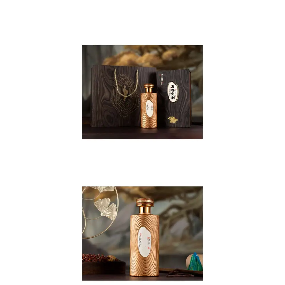 Gilded Liquor Gift Box with Golden Wood Grain Bottle