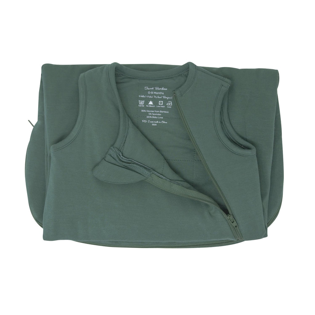 Hunter green sleeveless sleep sack with diagonal zipper and inner lining