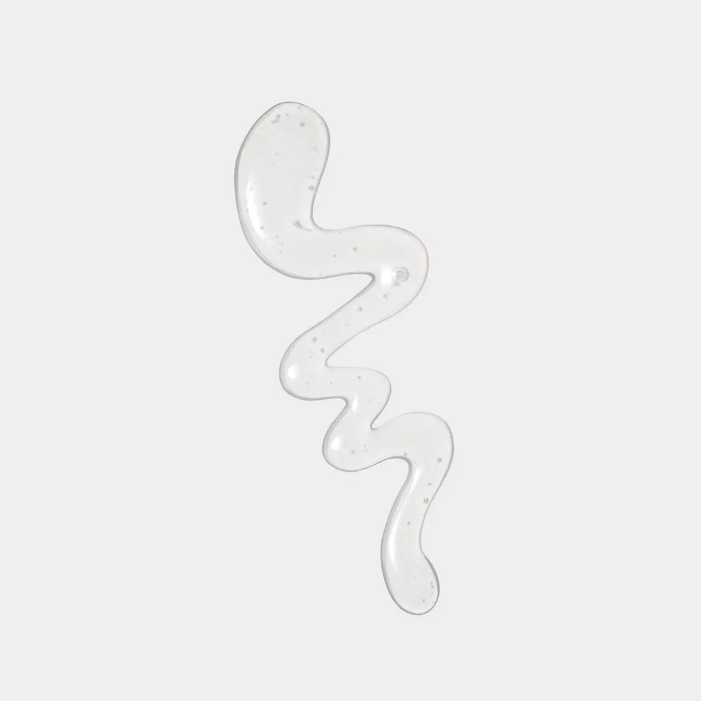 Clear gel swatch in wavy smear