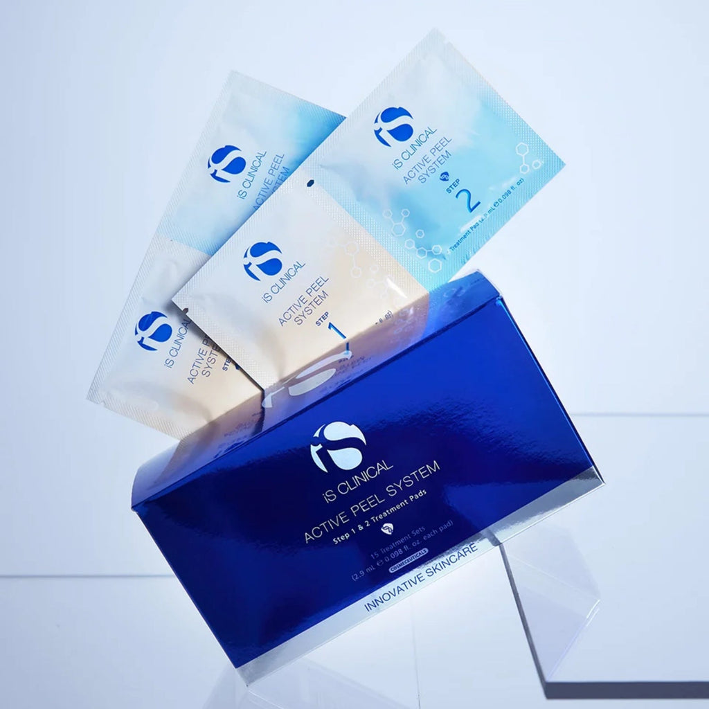 Active Peel System sachets, step 1 beige and step 2 light blue, with blue package