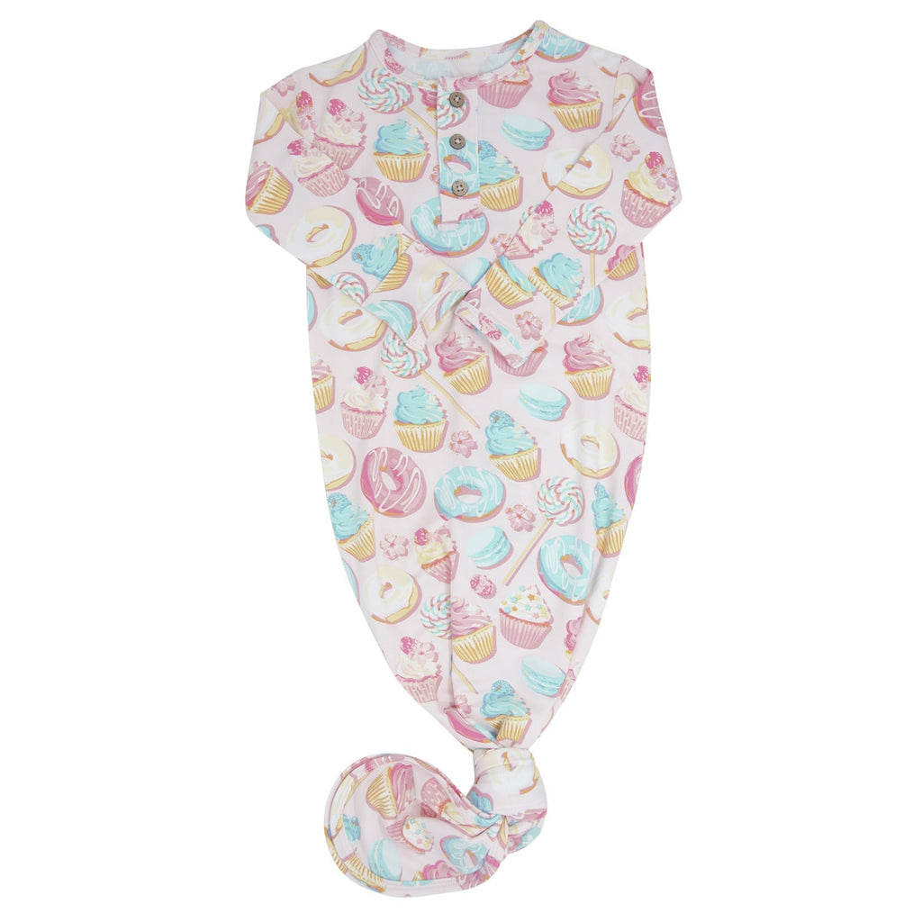 Girls knotted-hem gown with pastel cupcake pattern, short sleeves