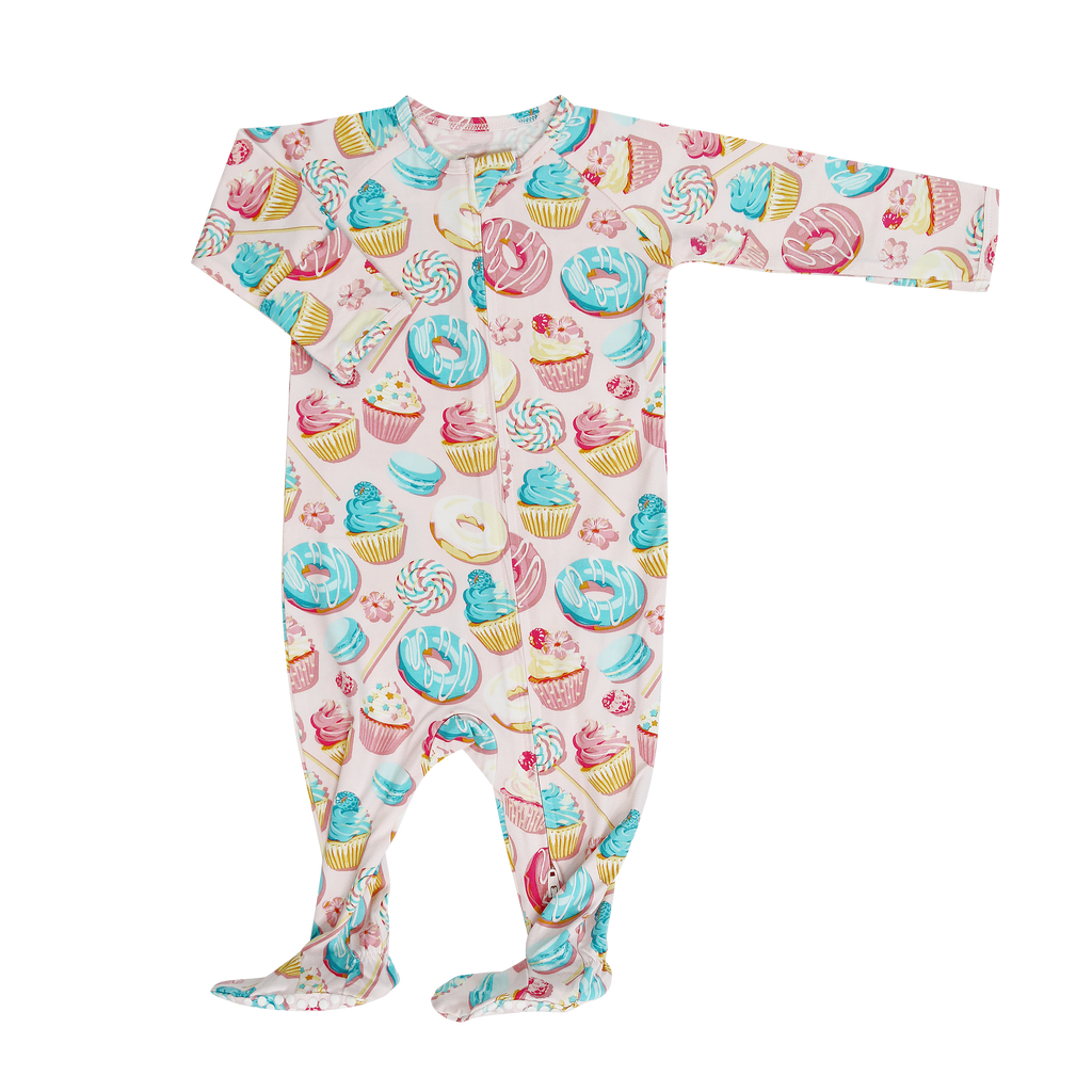 Cupcake-pattern baby footie pajama, long sleeves and covered feet