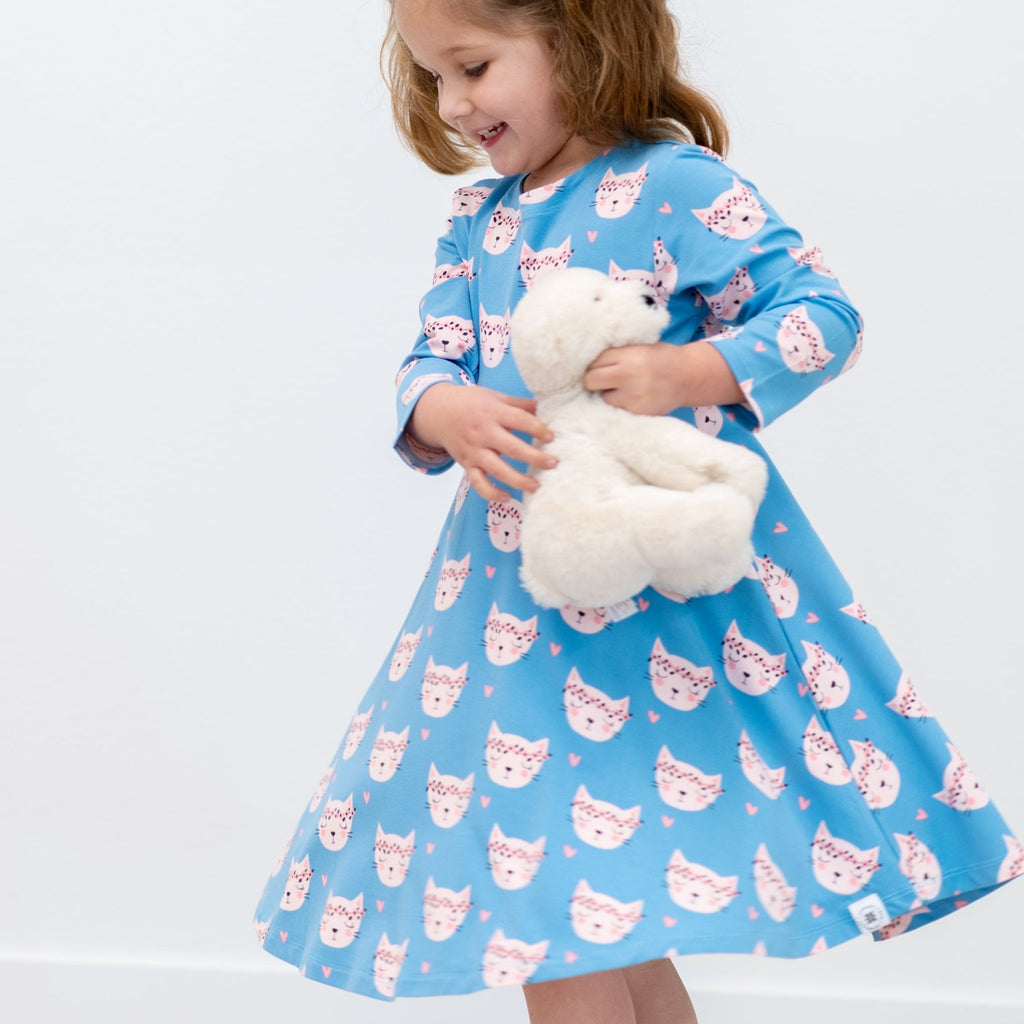Girls' long-sleeve cat print dress, light blue, flared skirt with pink cat faces