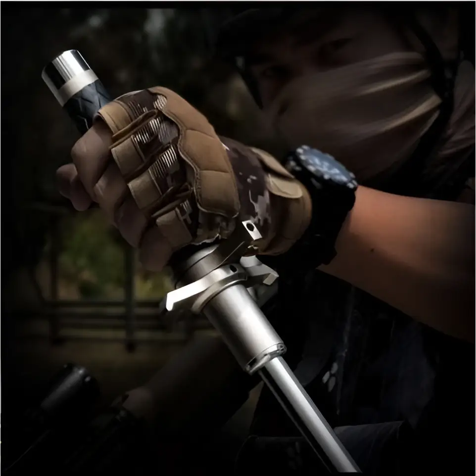 Telescopic self-defense anti-cut stick