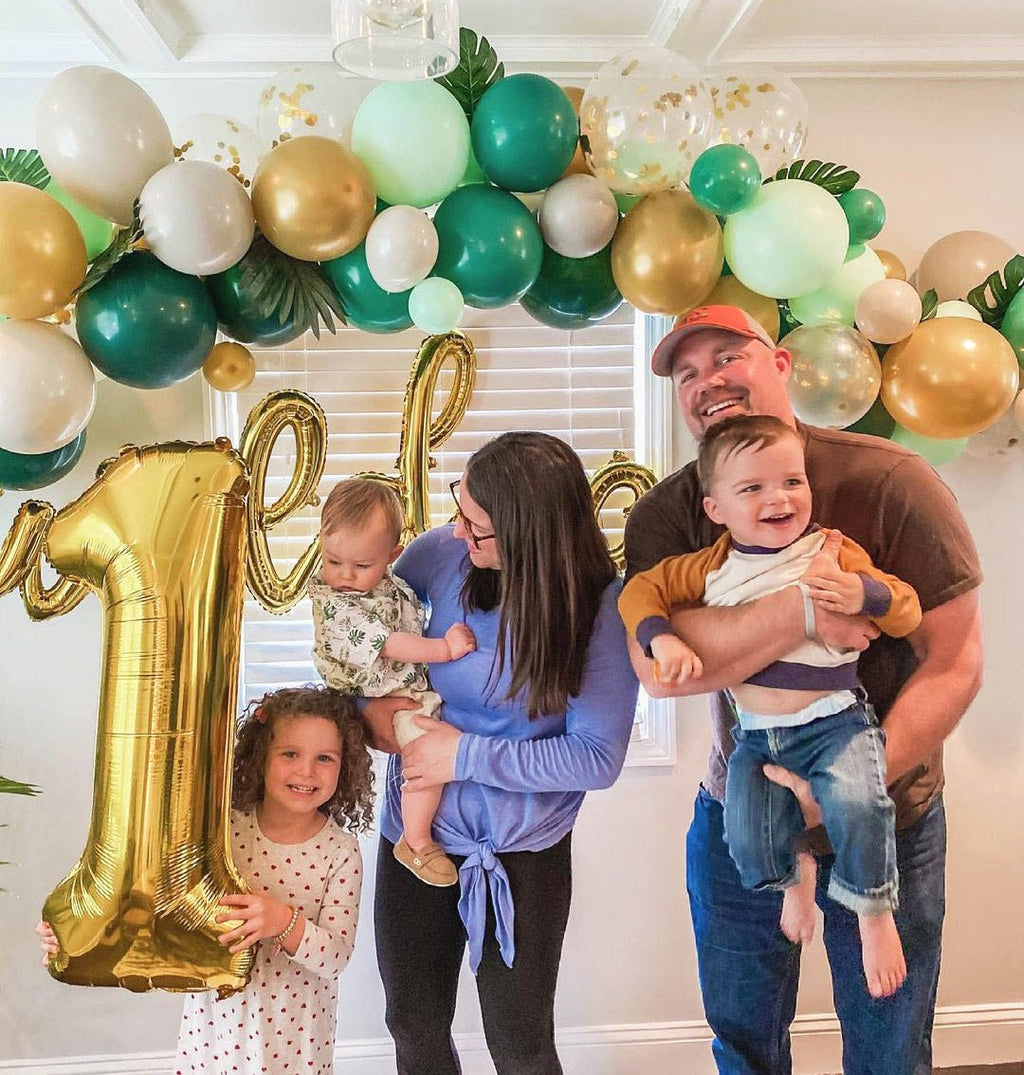 Wild One Balloon Garland Kit – Green and Gold