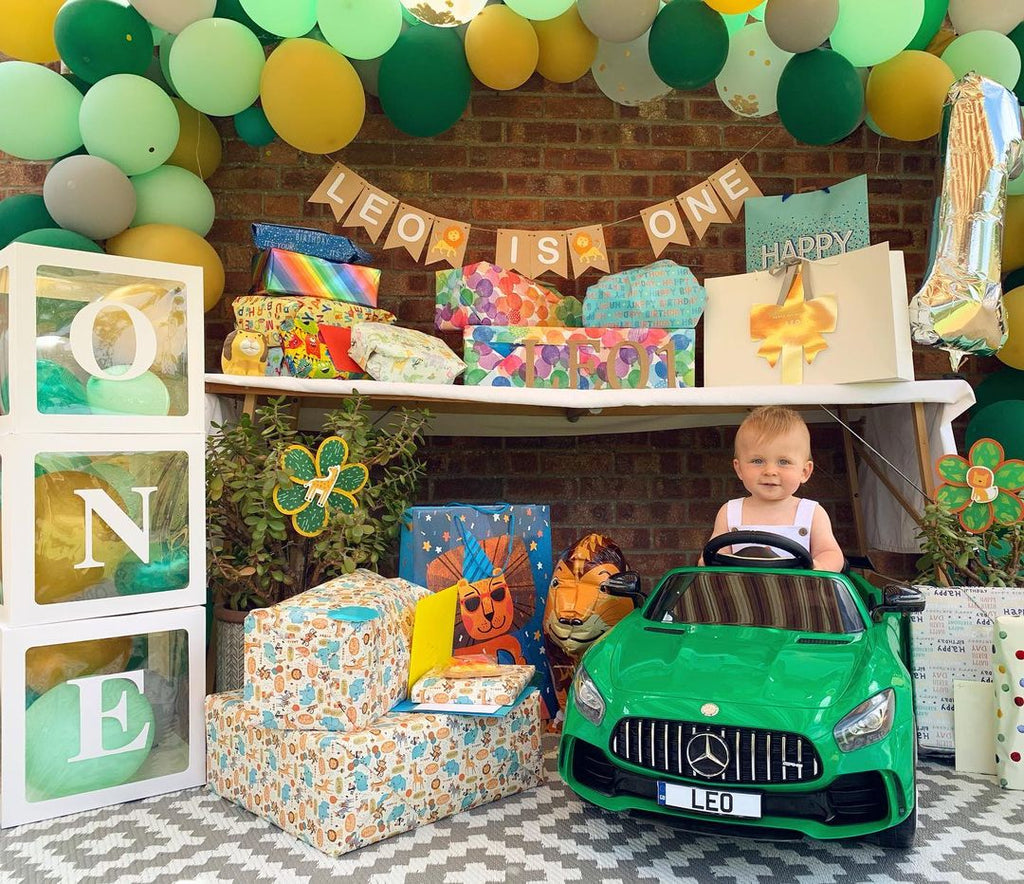 Wild One Balloon Garland Kit – Green and Gold